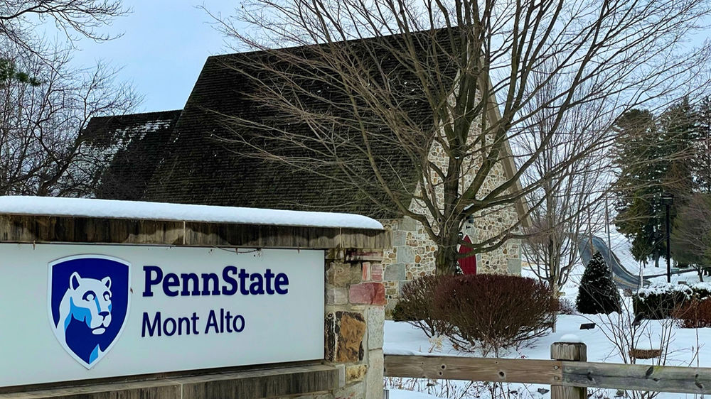 Outdoor sign "Penn State Mont Alto"